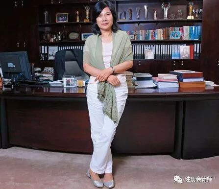 董明珠:企业\挖人\是小偷行为