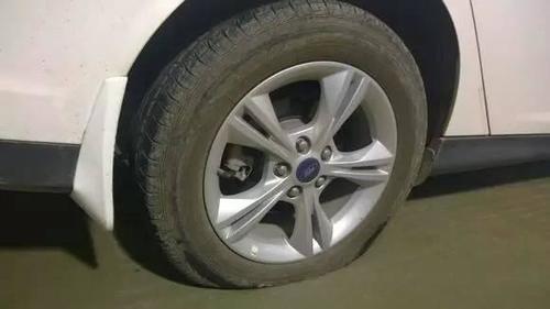 汽车用多少胎压正常