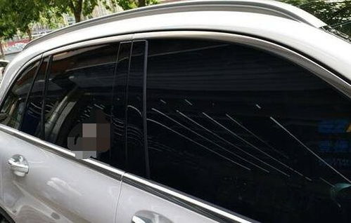 汽车侧窗二次贴膜多少钱(汽车侧窗二次贴膜费用解析)