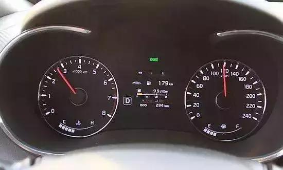 汽车10l是多少油钱(汽车油耗与油费，揭秘汽车油耗量背后的经济成本—以汽车油耗量10L为例)