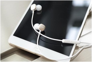 华为耳机怎么用在电脑(华为耳机在电脑上的使用指南) 华为耳机怎么用在电脑(华为耳机在电脑上的使用指南)