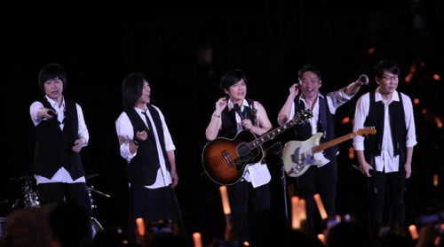 侃爷演唱会被吐槽像去米其林吃白粥(侃爷演唱会遭遇白粥体验，一场出乎意料的米其林风格吐槽)
