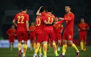 国足1比0中国香港获东亚杯季军(国足以1比0战胜中国香港队，夺得东亚杯季军)